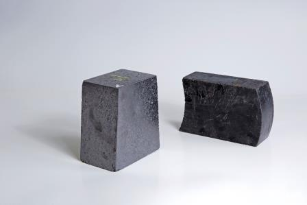 98%含量黑碳化硅0-1mm用于自結合碳化硅耐火磚
